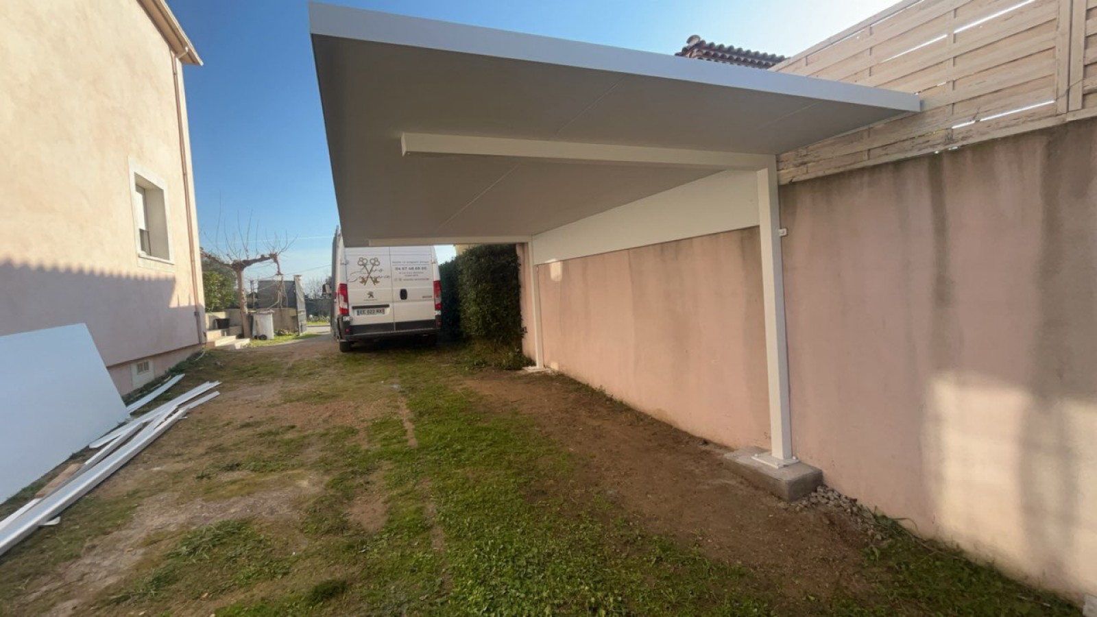 Création d'Abri pour Véhicules Sur Mesure à Montbazin 